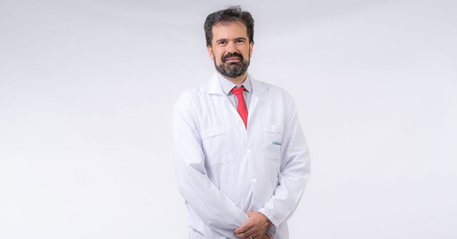 Dr. Rafael Acuña