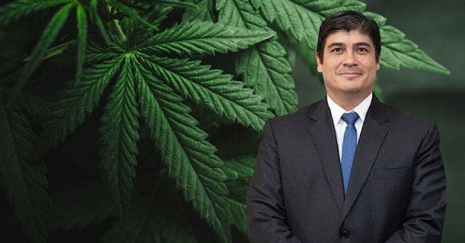 Carlos Alvarado