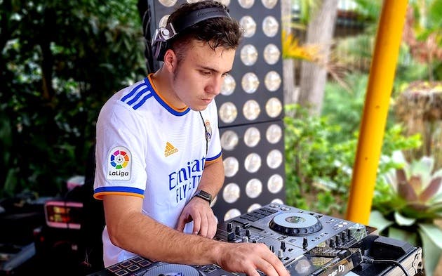 dj