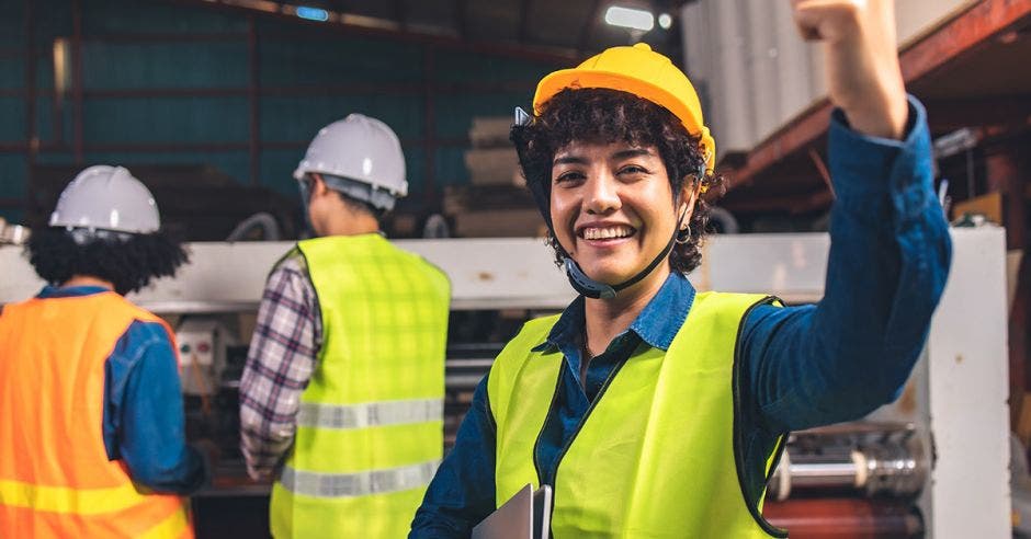 Mujer ingeniería