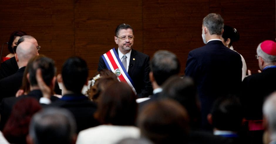 Rodrigo Chaves asumió ayer el gobierno. Archivo/La República.