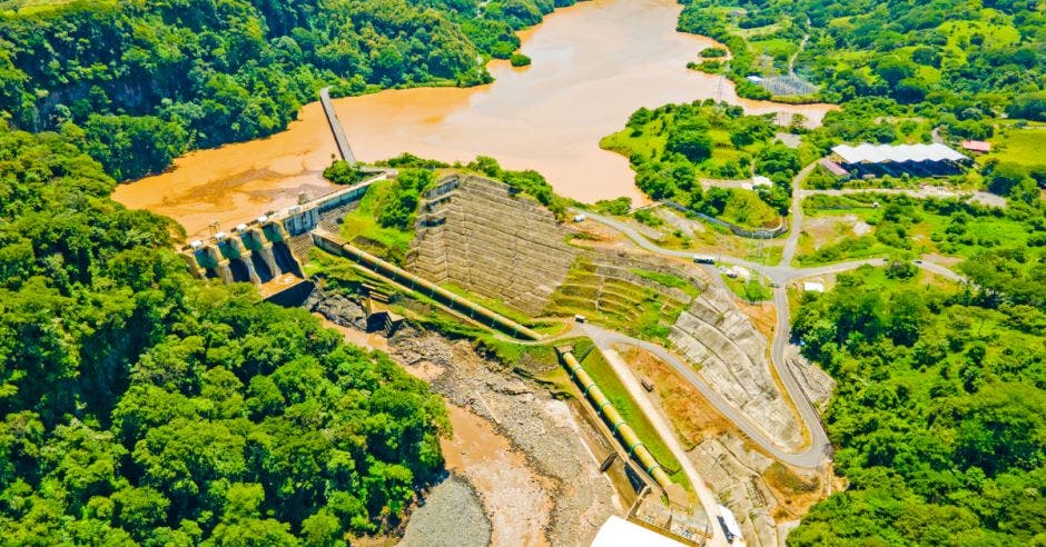 central hidroeléctrica chucás energías renovables enel green power costa rica