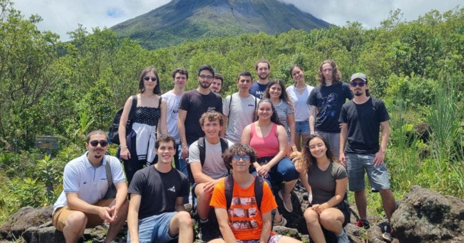 Polaris congreso astronáutico internacional parís francia costa rica nasa san carlos tec roy ramírez ceo arex industria aeroespacial emprendimiento jovenes