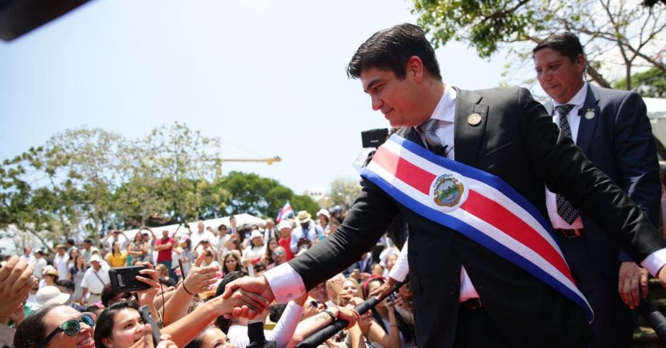 El expresidente Carlos Alvarado desea limpiar su honor. Archivo/La República.