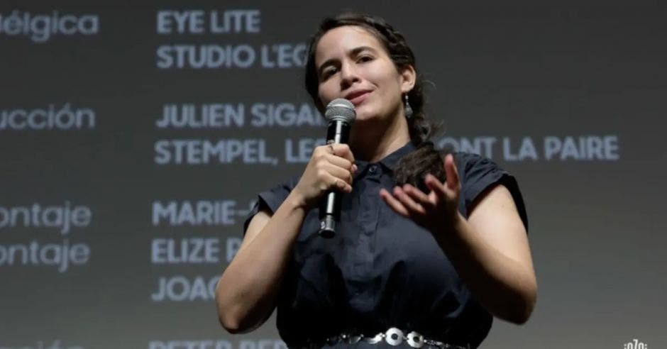 directora costarricense Nathalie Álvarez clara sola producción cinematográfica premios goya academia ciencias artes cinematográfica de España costa rica mejor película iberoamericana centro de cine festival de cannes estreno premios oscar mejor película internacional