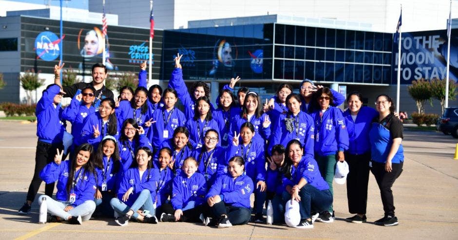 Niñas ticas cumplirán sueño de llegar a la NASA