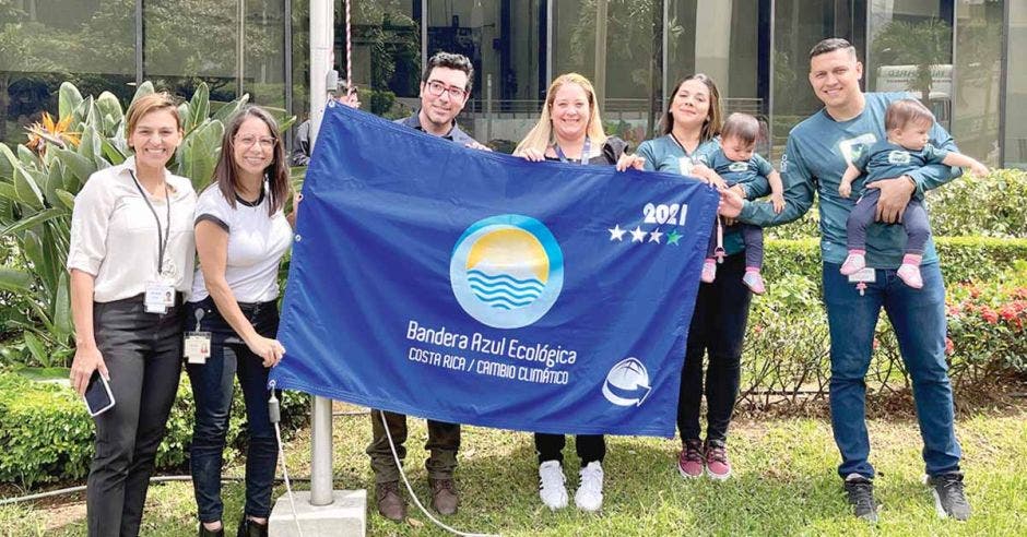 amalgamar fuerza laboral objetivo común vmware diez años operaciones costa rica 1.400 colaboradores investigación desarrollo actividades celebración fuerza de trabajo resaltar logros proyectos ayuda comunitaria impacto social gimnasio funcionarios premio bandera azul ecológica cambio climático great place to work 2018 zona franca américa heredia ceo modelo híbrido jancy castro directora vmware costa rica palo alto california estados unidos soluciones virtualización nube privada multi-nube