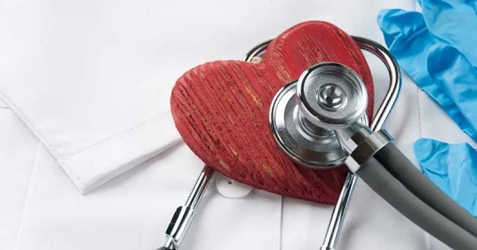Pacientes con enfermedades cardiovasculares recibirán una atención especializada más oportuna en la moderna unidad de cardiología que se inauguró en el hospital de Pérez Zeledón. Cortesía/La República.