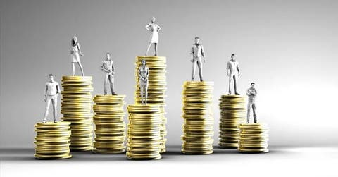 La ley de empleo público, que establece un mismo salario por puesto laboral en todo el gobierno, empieza a regir este viernes. Archivo/La República.