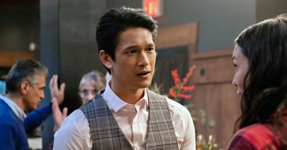 actor costarricense Harry Shum Jr. ganador mejor película Todo en todos lados al mismo tiempo