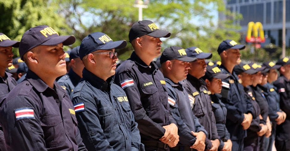 La Fuerza Pública redujo su personal en los últimos años. Cortesía Leonardo Álvarez del Ministerio de Seguridad Pública/La República.