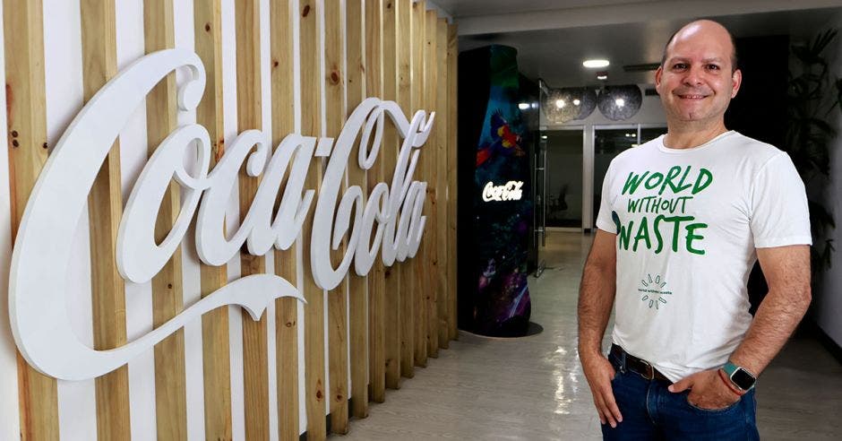 William Segura, gerente de Asuntos Públicos, Comunicación y Sostenibilidad de Coca-Cola para Centroamérica