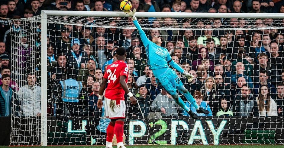 Keylor Navas, portero del Forest. Cortesía/La República.