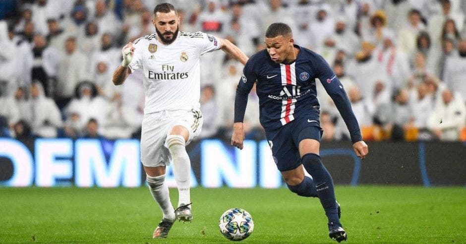 Kylian Mbappé le informó este lunes al París Saint Germain que no activará la temporada suplementaria que contemplaba su contrato. Archivo/La República