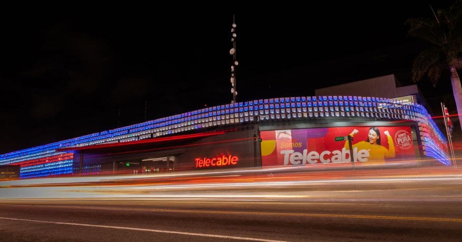 Telecable se posiciona como la empresa líder con más despliegue de red de fibra óptica en Costa Rica, lo que le permite ofrecer a sus clientes velocidades de conexión de hasta 1.000 megas simétrico.