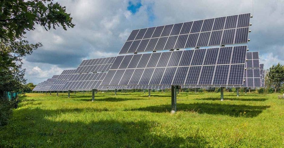 costa rica nueva edición foto costa rica solar 2023 reunirá expertos profesionales sector fotovoltaico para analizar avances desafíos oportunidades industria energía solar