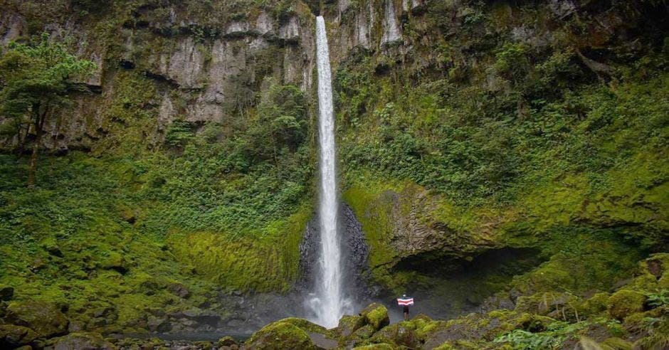 Catarata Chindama es un paraíso en Guápiles. Cortesía Alejandro Alvarado/La República