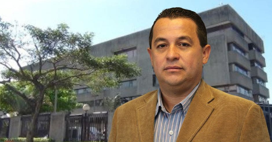 Mario Vargas Serrano se perfila como candidato a alcalde por San José en el caso del PLN. Cortesía/La República.