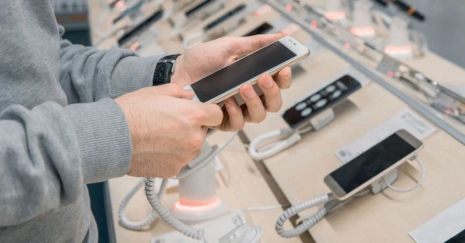 aspectos procesador tasa actualización entre otros tomar en cuenta comprar celular