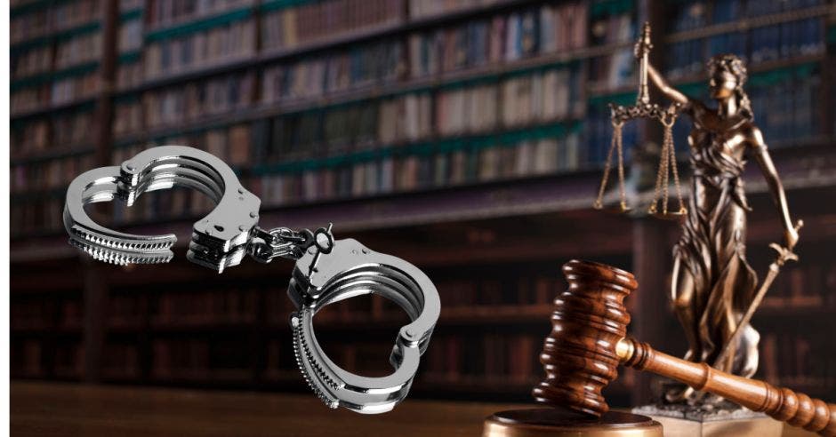 el funcionario municipal también fue señalado por supuesta complicidad y asociación ilícita con el propósito de favorecer a la presunta banda. Canva/La República.