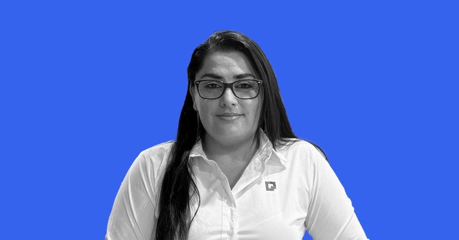 Tatiana López Contralora de Portafolio Inmobiliario