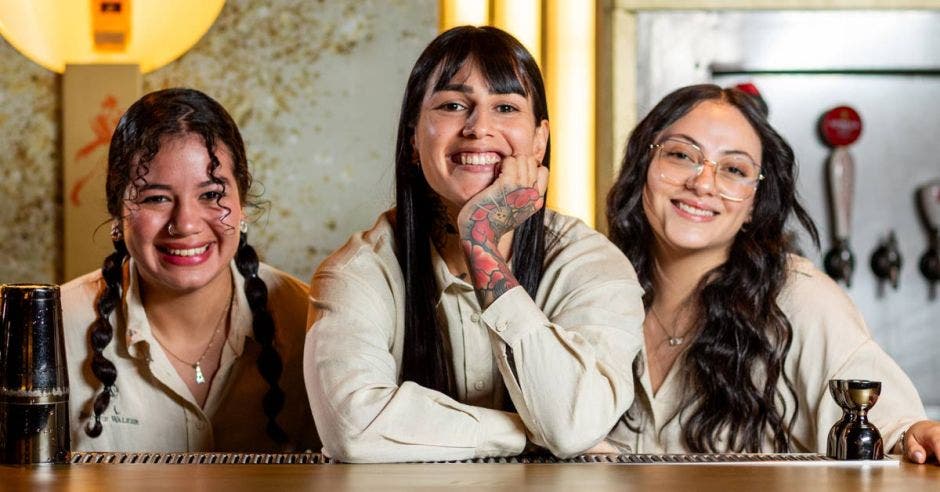 Yesury Jiménez, Valery Pacheco y Tatiana López.