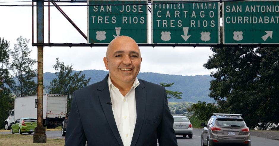 Alejandro Pacheco, diputado y jefe de fracción de la Unidad.  Cortesía/La República.