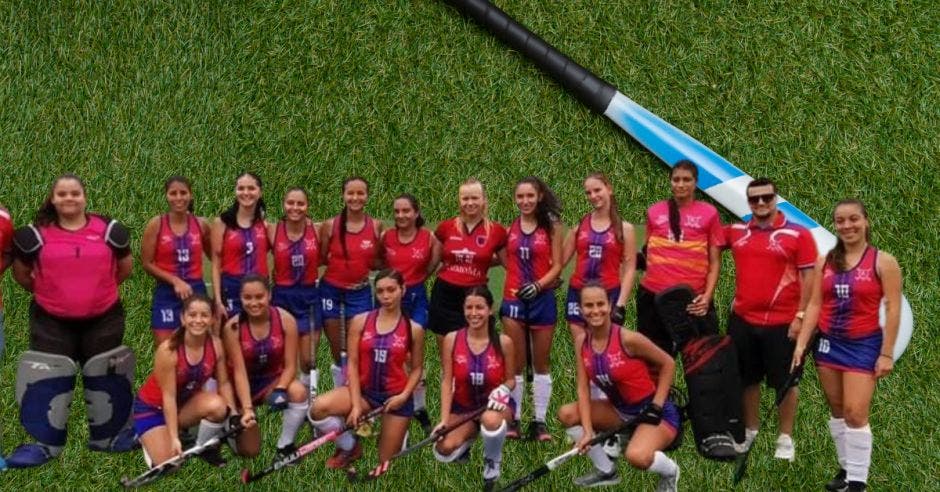 Las Selecciones de hockey five destacaron en el istmo.Canva/La República