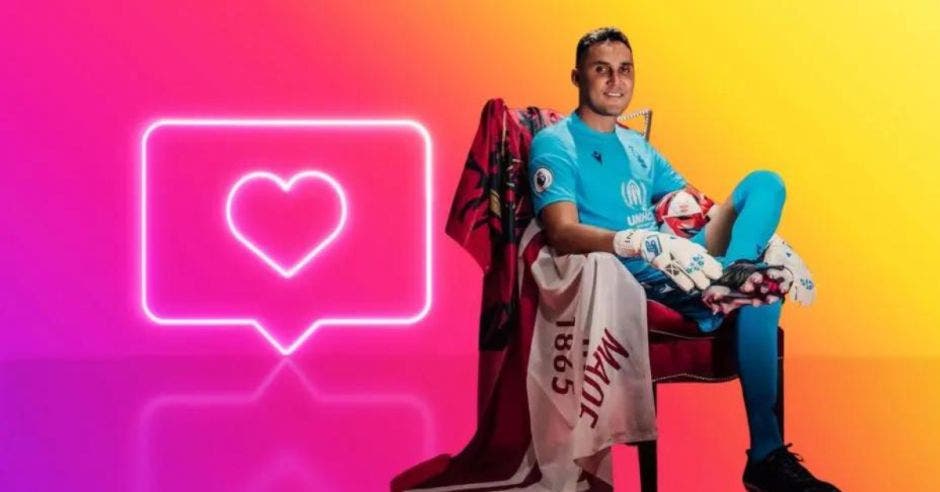 Navas compartió con sus seguidores haber alcanzado 20 millones en Instagram.Canva/La República