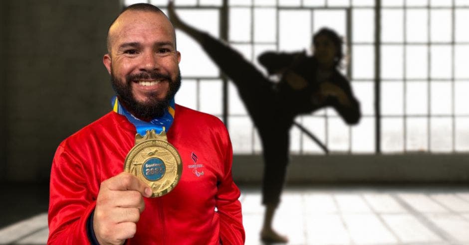 Andrés Molina se ubica en el #19 en el ranking mundial.Canva/La República