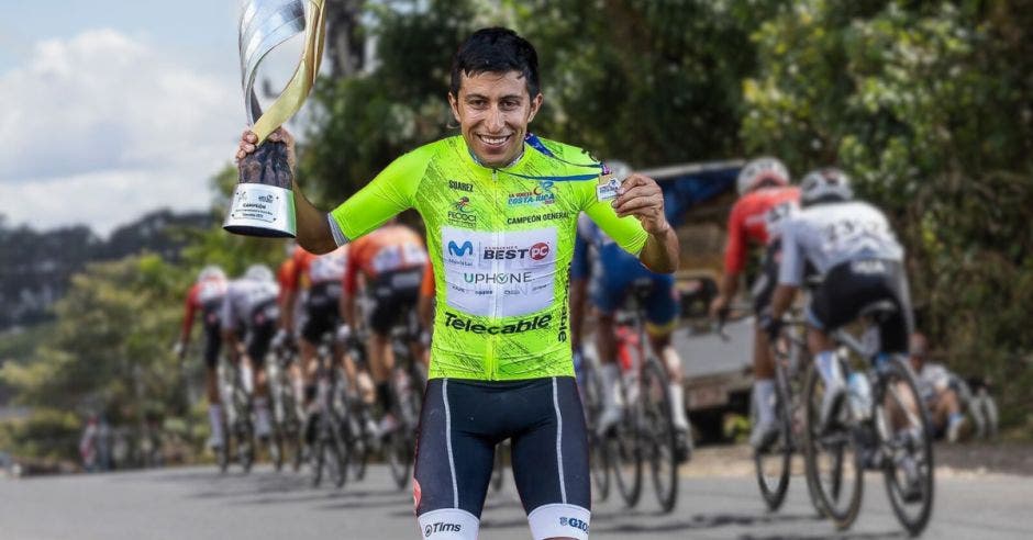 Juan Diego Alba se coronó campeón de la Vuelta Costa Rica.Canva/La República