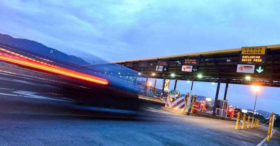 reducir presas producto regreso masivo vacacionistas cierre días libres fin principio año policía tránsito efectuará operativos reversibilidad este todos los domingos enero ruta 27 sentido san josé caldera