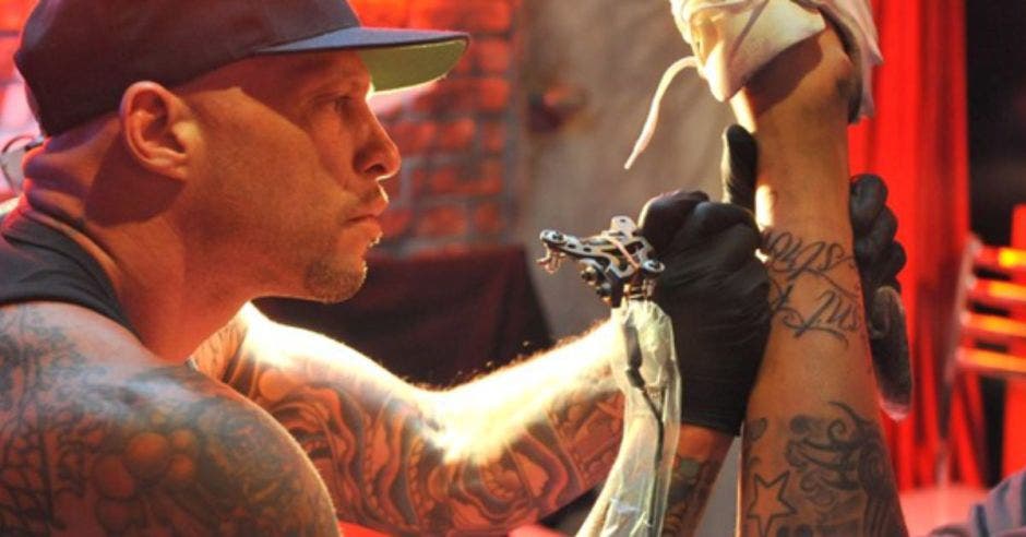 Ami James