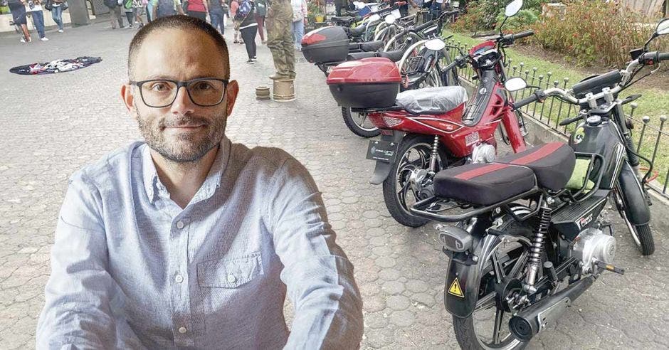 Lo que uno ve en la calle son motos disfrazadas de todo tipo, unas trabajan con gasolina y otras con electricidad. Tenemos que pensar en la seguridad vial”, dijo Roberto Guzmán, director de Chepecletas Cortesía/La República.