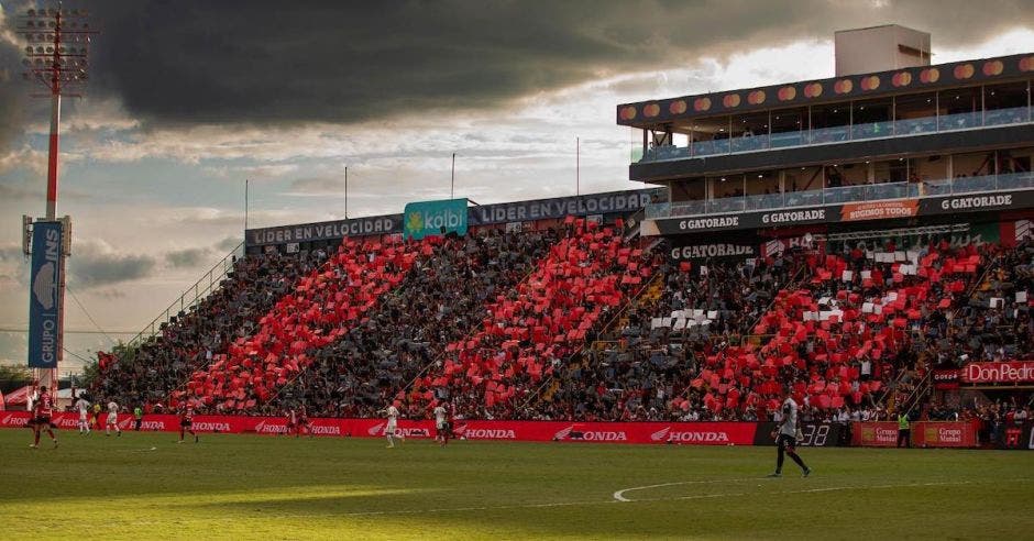 Estadio Morera Soto.