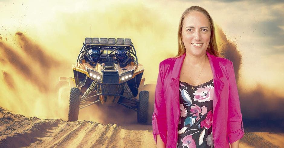 Maria Luisa Fabres es una amante del rally y espera por segunda oportunidad colocarse en top 3, como copiloto de su unidad. Cortesía/La República