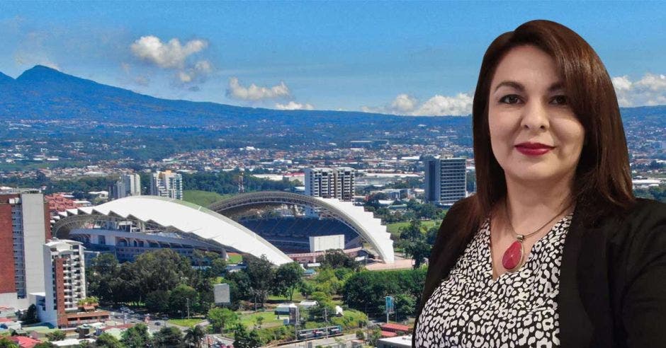 Verónica Alfaro, directora ejecutiva del Consejo de Desarrollo Inmobiliario (CODI), cree que se podría buscar una solución subterránea para un parqueo en las cercanías del Estadio Nacional. Cortesía/La República.