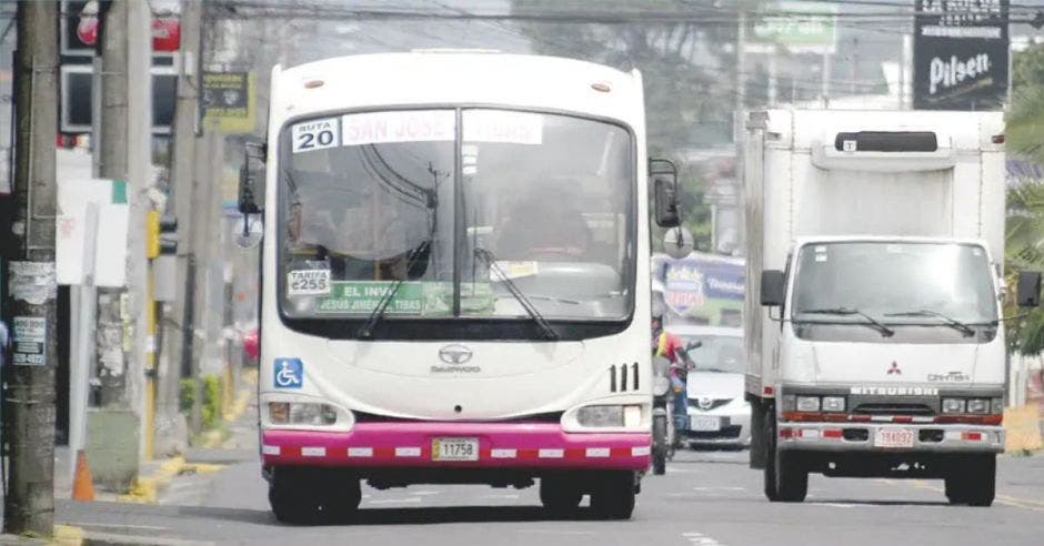 El sistema de buses no es adecuado, según Lanamme. Cortesía/La República.