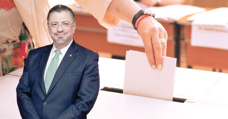 Para convocar una consulta popular el presidente Rodrigo Chaves necesitaría el apoyo de 29 diputados, o bien, conseguir la firma del 5% del padrón electoral. Esteban Monge/La República.