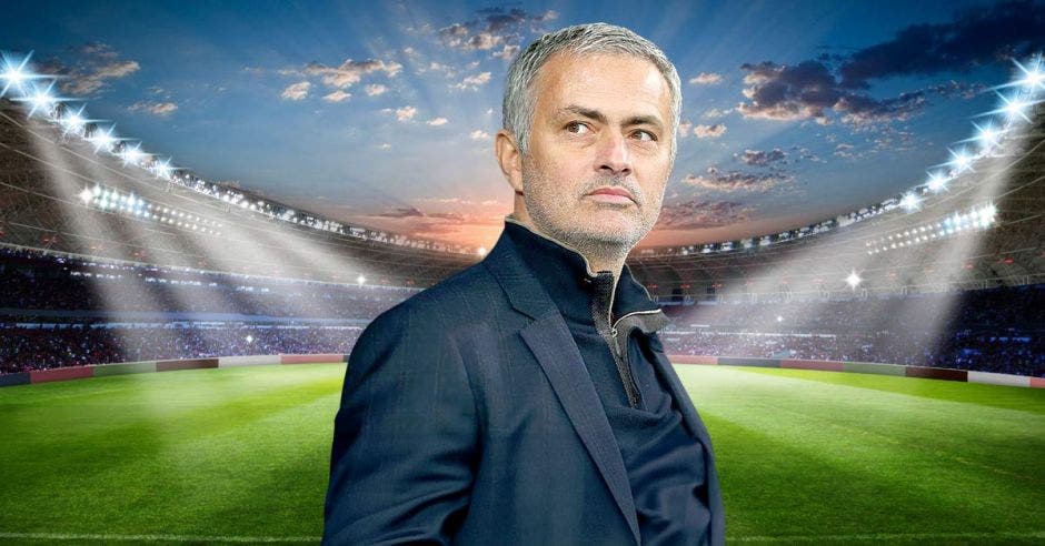 José Mourinho, calificado por los hinchas romanos como su Emperador