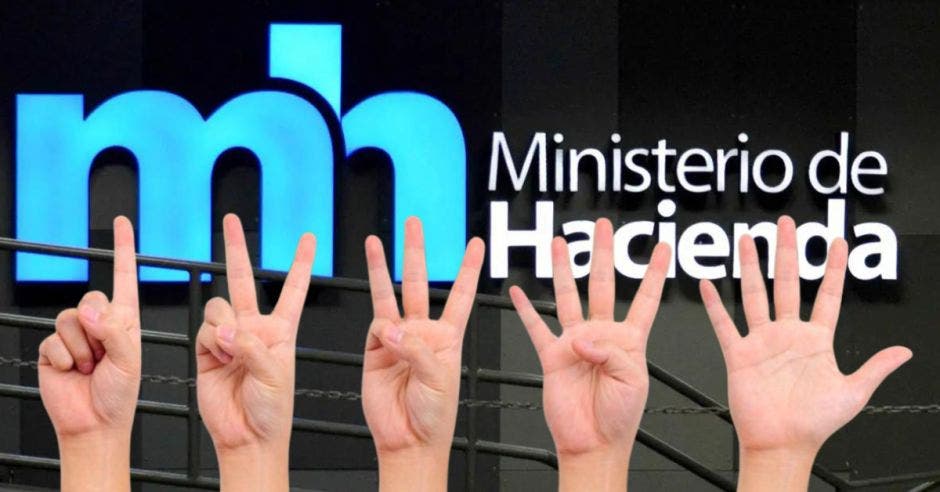 falta recursos humanos técnicos atención personas dificultades auditivas ministerio hacienda motivó Sala Constitucional acogiera queja afectado presentó recurso amparo fue declarado con lugar dicho órgano justicia