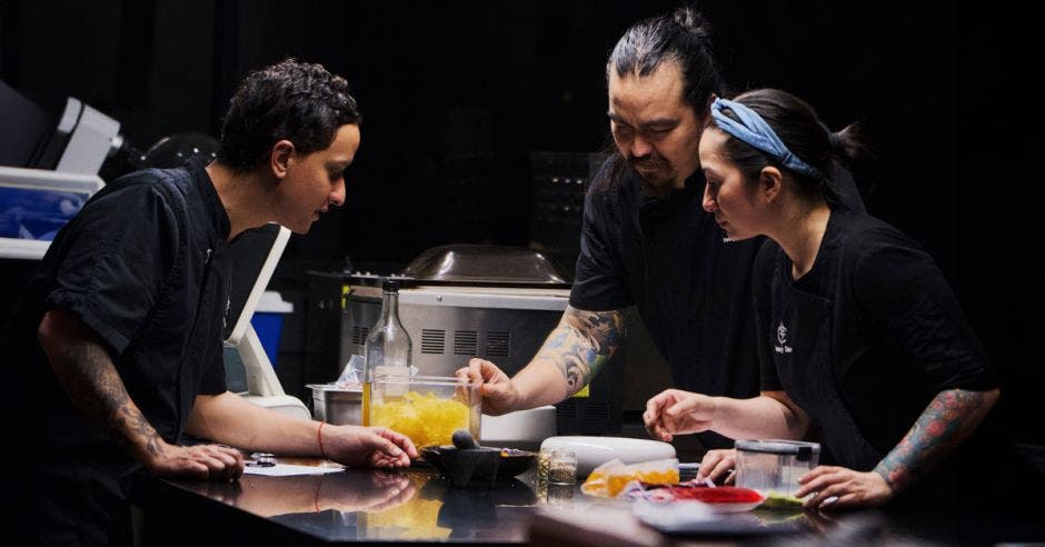 Henry Quesada, Kid Mey Chan y Aldo Elizondo, chefs y fundadores de Conservatorium.
