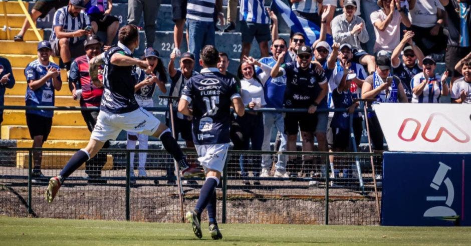 Cartaginés/La República