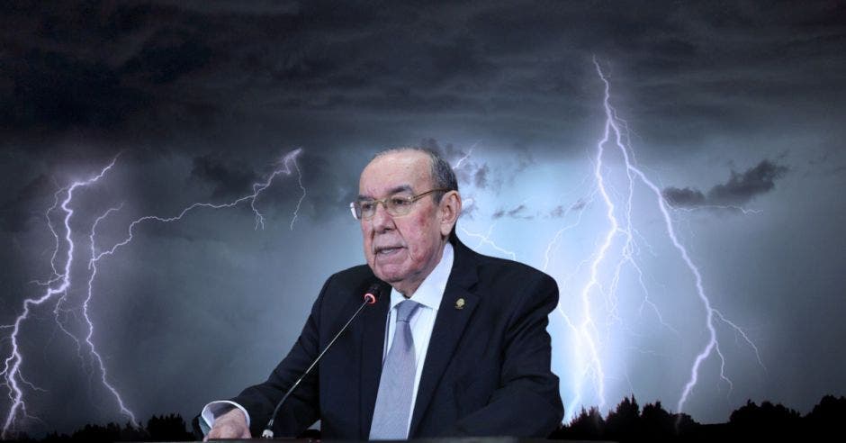 Rodrigo Arias, fue electo para un cuarto periodo como presidente del Congreso. Cortesía/La República.