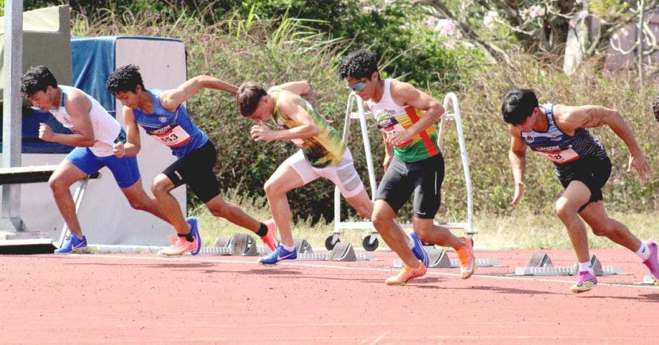 Costa Rica celebra nuevas marcas y campeones en el Nacional de Atletismo U-18 y U-20.Fecoa/La República