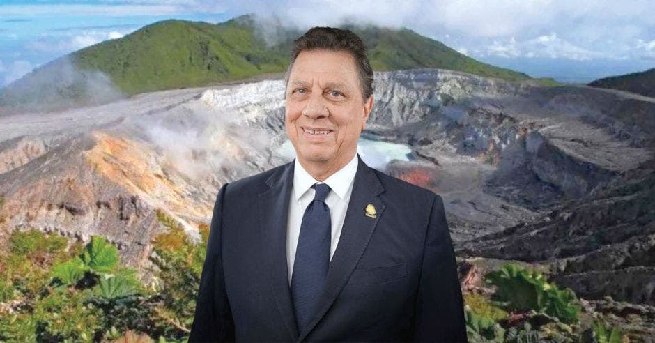 Franz Tattenbach, ministro de Ambiente. Cortesía/La República.