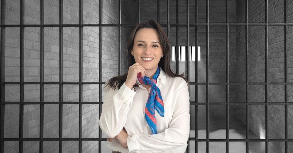 “Lo que no se vale es creer que la inseguridad se resuelve con discursos o sacando una pancarta en la Asamblea mientras el país se desangra. La gente no quiere más teatro. Quiere soluciones”, dijo Natalia Díaz, posible aspirante del partido Unidos Podemos. Cortesía/La República.
