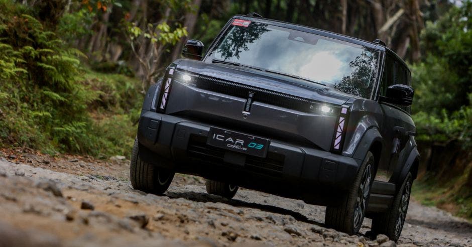 iCar 03 LUX 4x2